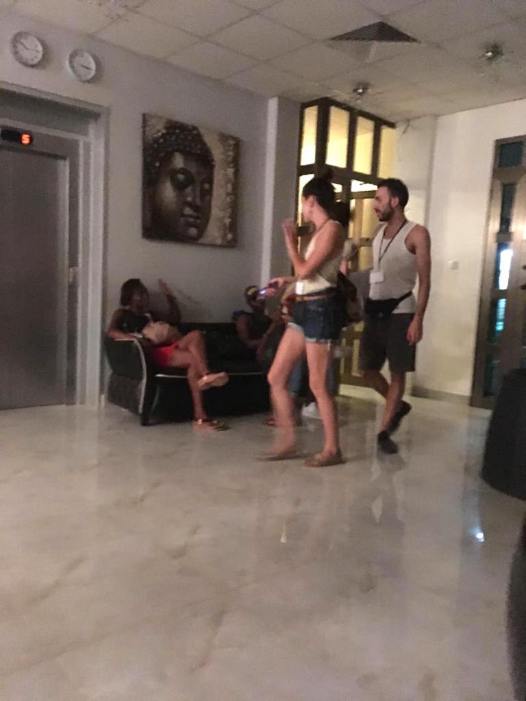 Hotel Les Fleurettes Ουαγκαντουγκού Εξωτερικό φωτογραφία